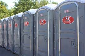 Best Standard Portable Toilet Rental  in Chattahoochee Hills, GA